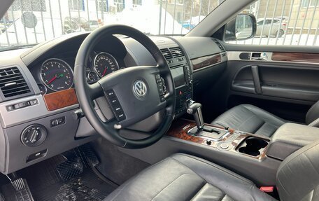 Volkswagen Touareg III, 2007 год, 1 090 000 рублей, 24 фотография