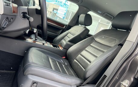 Volkswagen Touareg III, 2007 год, 1 090 000 рублей, 27 фотография