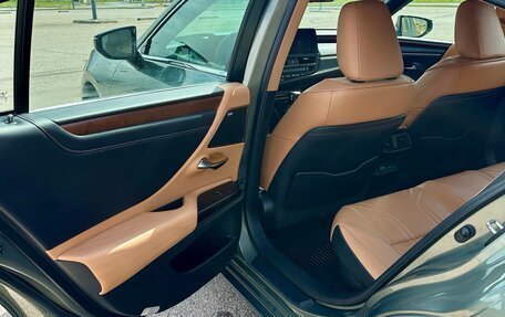 Lexus ES VII, 2022 год, 5 100 000 рублей, 10 фотография