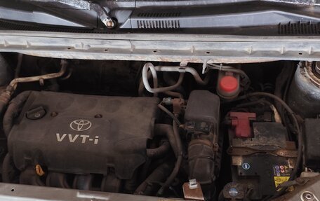 Scion xB II рестайлинг, 2004 год, 599 000 рублей, 5 фотография