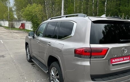 Toyota Land Cruiser, 2023 год, 12 500 000 рублей, 15 фотография