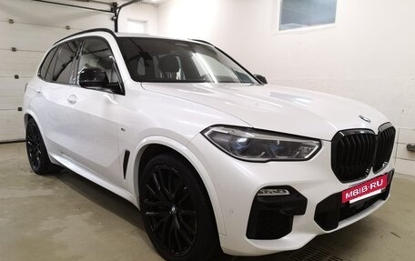 BMW X5, 2019 год, 6 290 000 рублей, 3 фотография