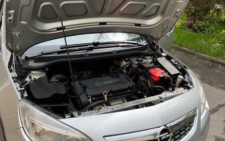 Opel Astra J, 2010 год, 675 000 рублей, 8 фотография