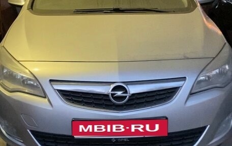Opel Astra J, 2010 год, 675 000 рублей, 10 фотография