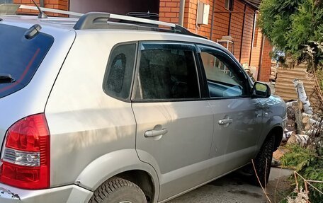Hyundai Tucson III, 2006 год, 870 000 рублей, 3 фотография