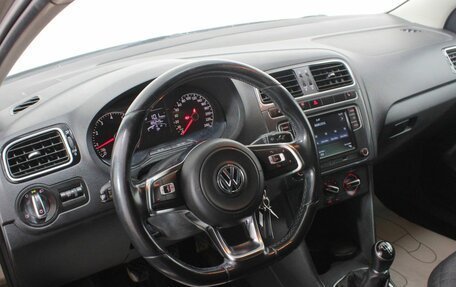 Volkswagen Polo VI (EU Market), 2019 год, 955 000 рублей, 13 фотография