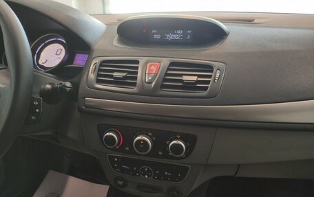 Renault Megane III, 2011 год, 499 000 рублей, 14 фотография