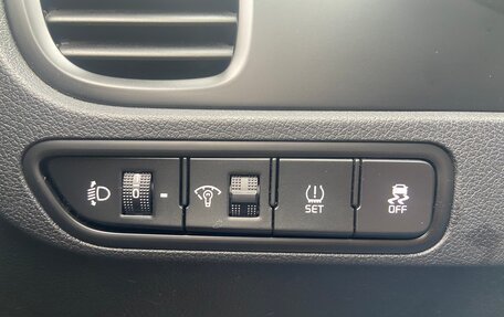 KIA Rio IV, 2019 год, 1 700 000 рублей, 9 фотография