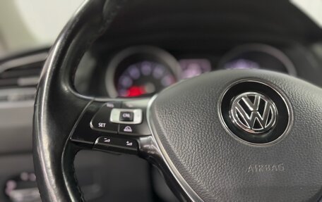 Volkswagen Tiguan II, 2018 год, 2 097 000 рублей, 12 фотография