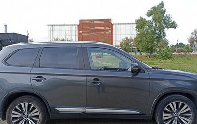 Mitsubishi Outlander III рестайлинг 3, 2019 год, 2 500 000 рублей, 1 фотография