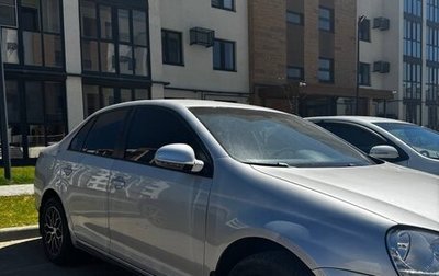 Volkswagen Jetta VI, 2010 год, 800 000 рублей, 1 фотография