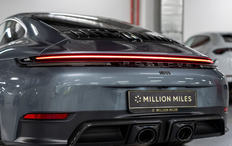 Porsche 911, 2025 год, 32 500 000 рублей, 15 фотография