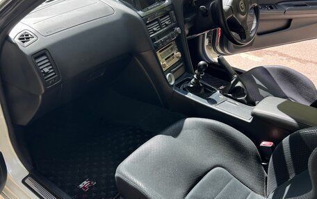 Nissan Skyline, 2002 год, 60 000 000 рублей, 28 фотография