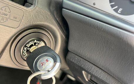 Nissan Skyline, 2002 год, 60 000 000 рублей, 33 фотография