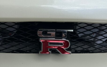 Nissan Skyline, 2002 год, 60 000 000 рублей, 38 фотография