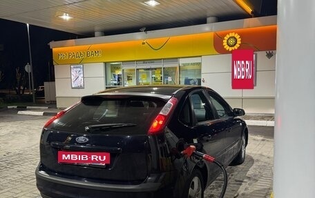 Ford Focus II рестайлинг, 2006 год, 365 000 рублей, 2 фотография