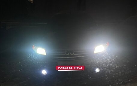 Infiniti FX I, 2004 год, 930 000 рублей, 14 фотография