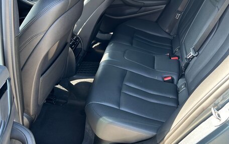 BMW 5 серия, 2018 год, 3 000 000 рублей, 13 фотография