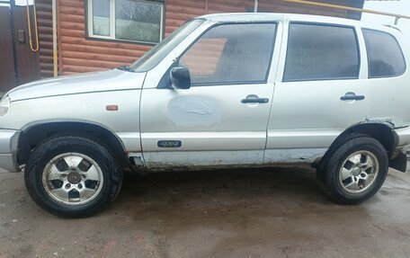 Chevrolet Niva I рестайлинг, 2006 год, 180 000 рублей, 2 фотография