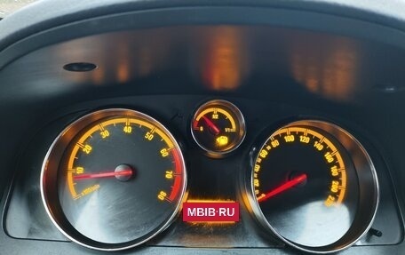 Opel Antara I, 2008 год, 950 000 рублей, 15 фотография