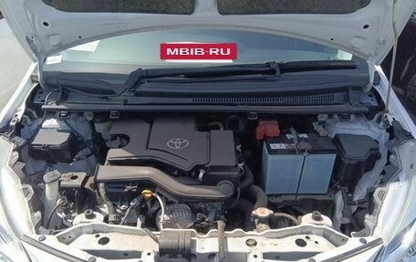 Toyota Vitz, 2018 год, 850 000 рублей, 8 фотография