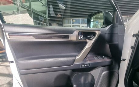Lexus GX II, 2019 год, 7 000 000 рублей, 7 фотография