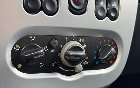 Renault Sandero I, 2011 год, 590 000 рублей, 17 фотография