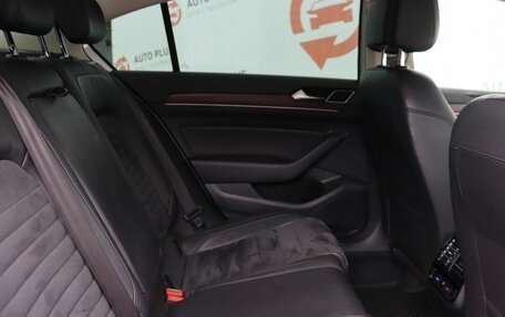 Volkswagen Passat B8 рестайлинг, 2016 год, 1 669 000 рублей, 14 фотография