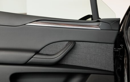 Tesla Model X I, 2023 год, 10 700 000 рублей, 18 фотография