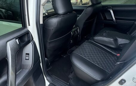 Toyota Land Cruiser Prado 150 рестайлинг 2, 2014 год, 3 350 000 рублей, 10 фотография
