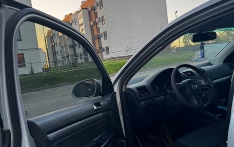 Volkswagen Jetta VI, 2010 год, 800 000 рублей, 11 фотография