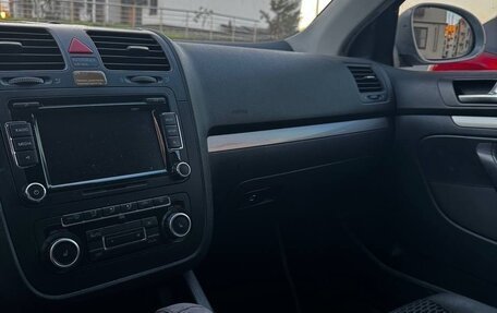 Volkswagen Jetta VI, 2010 год, 800 000 рублей, 10 фотография