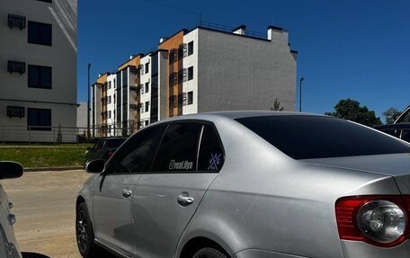 Volkswagen Jetta VI, 2010 год, 800 000 рублей, 3 фотография