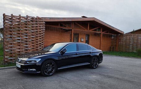 Volkswagen Passat B8 рестайлинг, 2017 год, 2 800 000 рублей, 3 фотография