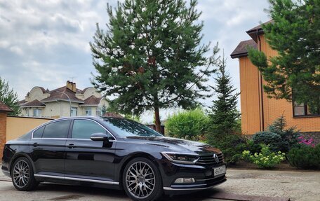 Volkswagen Passat B8 рестайлинг, 2017 год, 2 800 000 рублей, 10 фотография