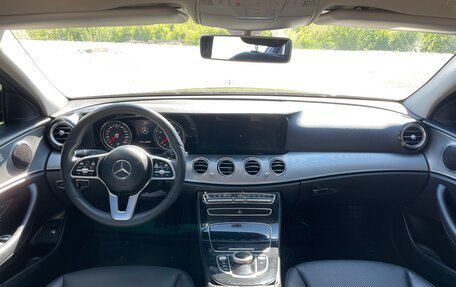 Mercedes-Benz E-Класс, 2019 год, 2 599 000 рублей, 9 фотография