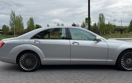 Mercedes-Benz S-Класс, 2007 год, 1 990 000 рублей, 3 фотография