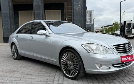 Mercedes-Benz S-Класс, 2007 год, 1 990 000 рублей, 8 фотография