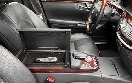 Mercedes-Benz S-Класс, 2007 год, 1 990 000 рублей, 28 фотография