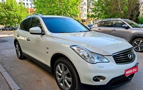 Infiniti QX50 I рестайлинг, 2014 год, 1 630 000 рублей, 9 фотография
