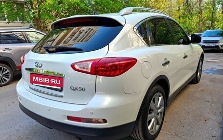 Infiniti QX50 I рестайлинг, 2014 год, 1 630 000 рублей, 8 фотография