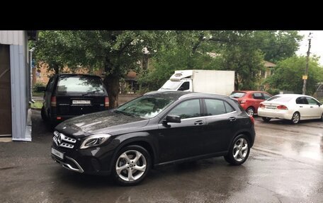 Mercedes-Benz GLA, 2018 год, 2 250 000 рублей, 10 фотография