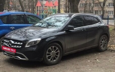 Mercedes-Benz GLA, 2018 год, 2 250 000 рублей, 14 фотография