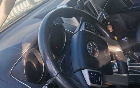 Toyota Land Cruiser Prado 150 рестайлинг 2, 2011 год, 2 750 000 рублей, 8 фотография