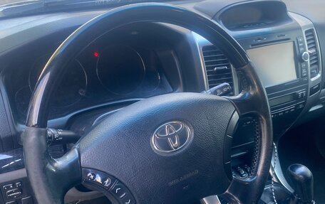 Toyota Land Cruiser Prado 120 рестайлинг, 2008 год, 2 100 000 рублей, 3 фотография
