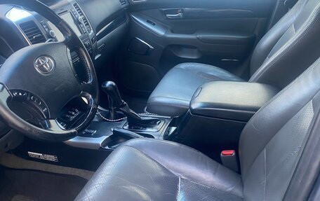 Toyota Land Cruiser Prado 120 рестайлинг, 2008 год, 2 100 000 рублей, 4 фотография