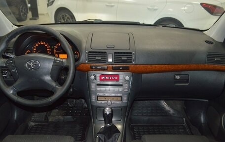 Toyota Avensis III рестайлинг, 2007 год, 699 000 рублей, 19 фотография