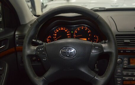 Toyota Avensis III рестайлинг, 2007 год, 699 000 рублей, 31 фотография
