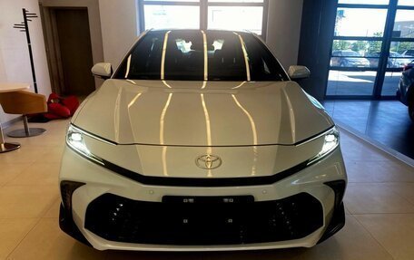 Toyota Camry, 2024 год, 4 850 000 рублей, 2 фотография