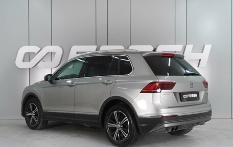 Volkswagen Tiguan II, 2016 год, 2 419 000 рублей, 2 фотография